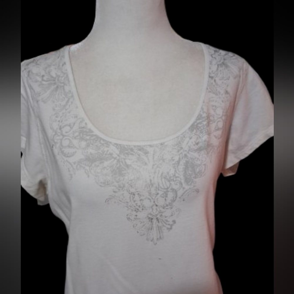 Caslon Elegant White With silver design around neckline Women's Top